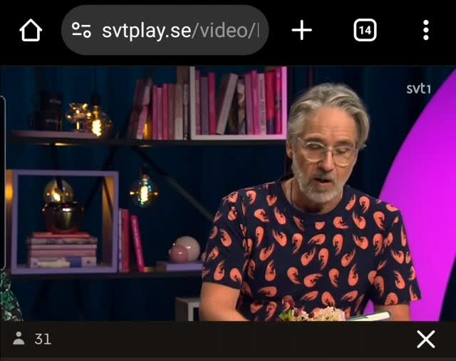 Så fin och välförtjänt recension av Sebastian Johans bok Svanhopp : roman om en död far i Go'kväll i går. Rekommenderar verkligen till alla att läsa den, så bra bok. Med vänliga hälsningar Pernilla