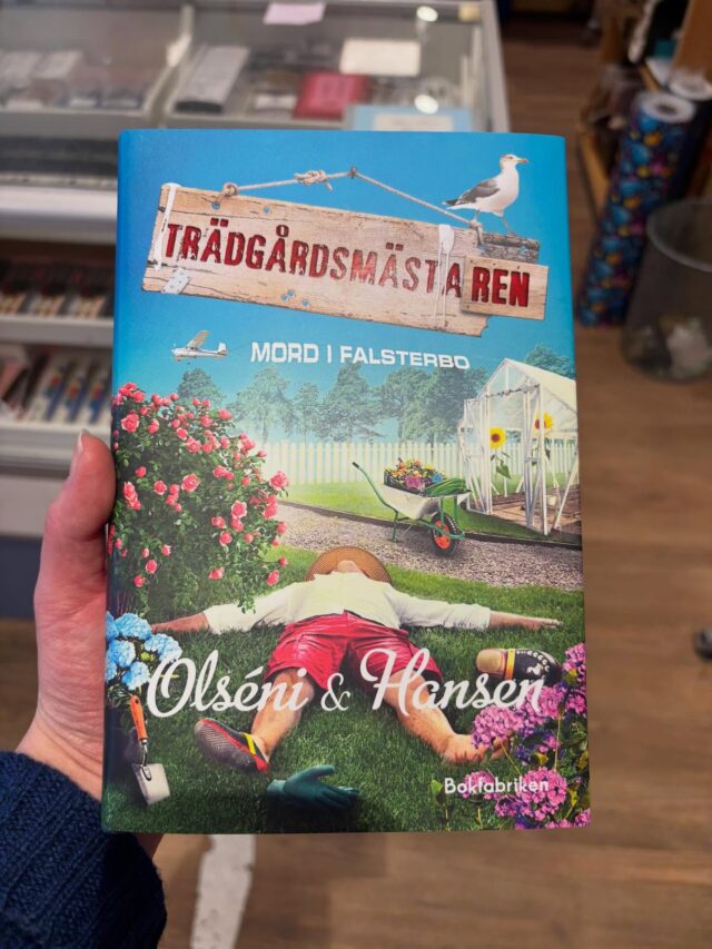 Det har varit full fart hela dagen denna påskafton, till den grad att vi inte hunnit påminna om att man ännu hinner fixa påskekrim. Så himla roligt med ruljans i  butiken 🥰 Nu har vi öppet en timme till, så än är det inte för sent för den snabba! Glad påsk! 🐣🌷🐥