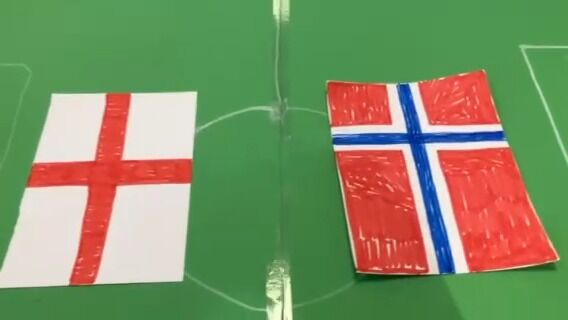 Det märks på stan att det ligger spänning i luften, vi har till och med sålt vår sista Norgeflagga under dagen. Här kommer vårt eget försök att analysera läget inför kvällens och nattens stora drabbning ⚽

#fotbollsvm #hejaalla